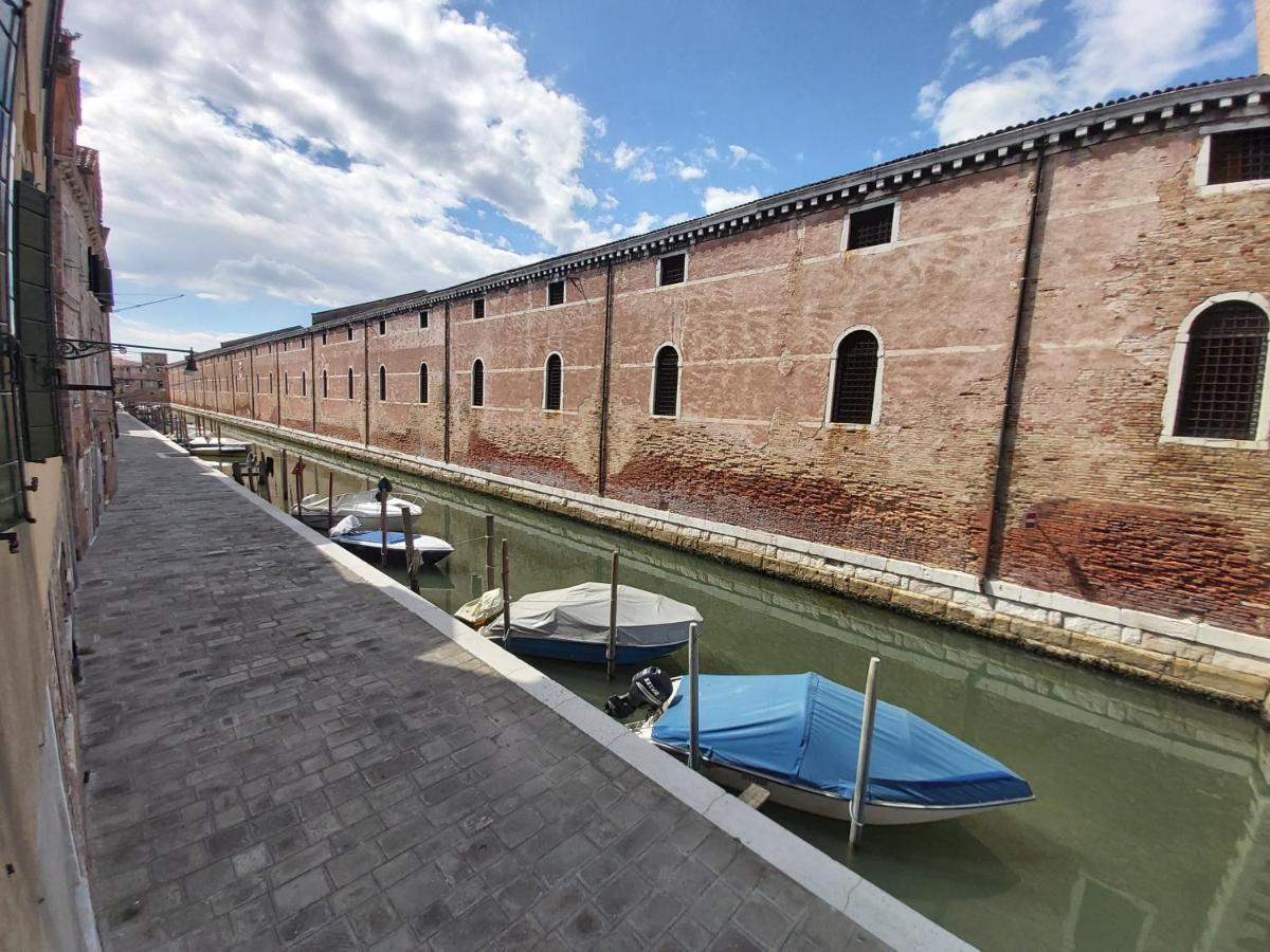 Veneziacentopercento Corderie Apartment Exterior foto